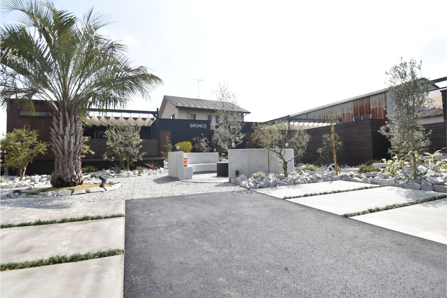 ALPHA BASE 高松西